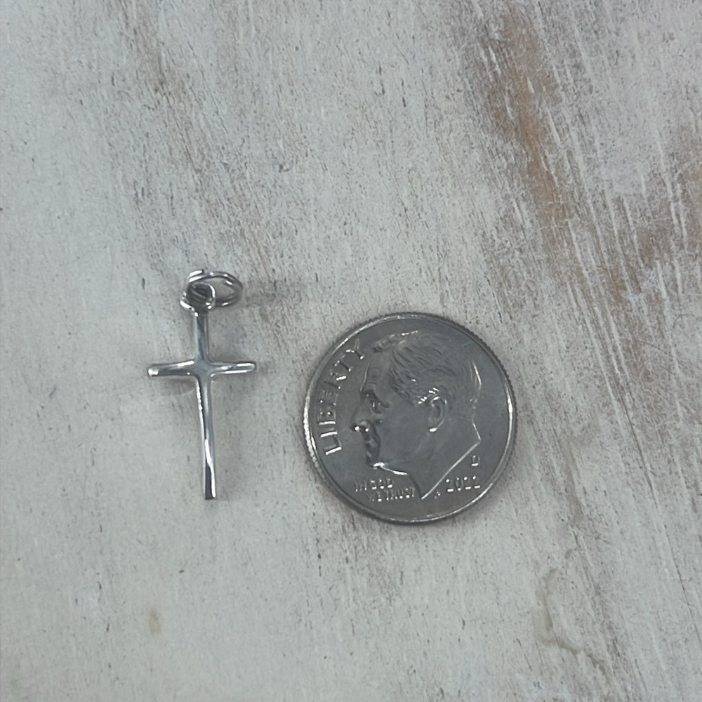 925 Silver Cross Pendant - Picture 2 of 4